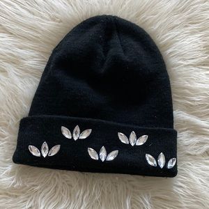 💎 BEDAZZLED BEANIE 💎